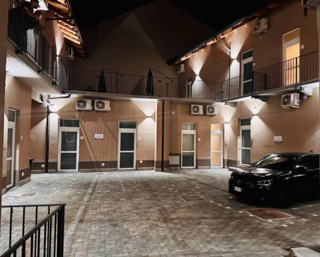 Hh Hermoso Housing Asti Exterior photo